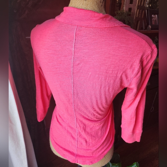 Express Pink Button-Front Collared Top - Picture 3 of 5